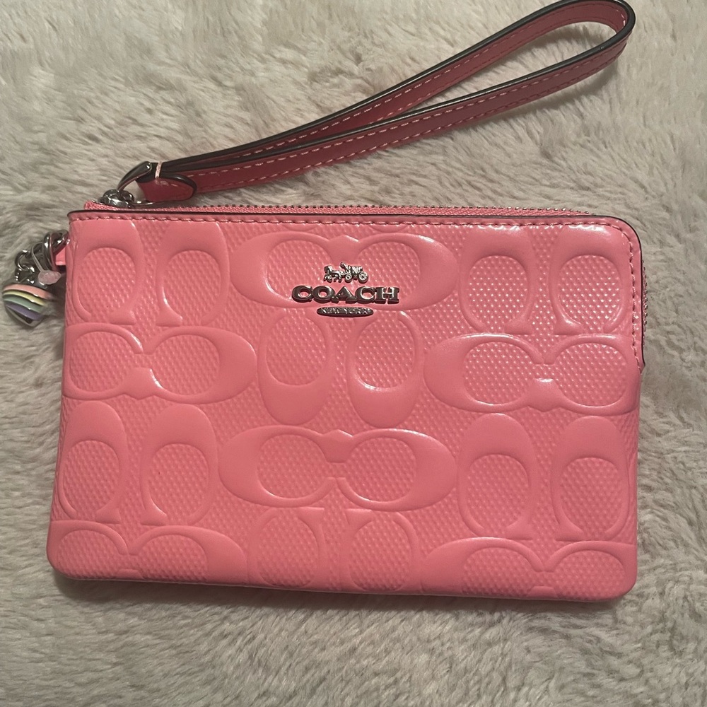 Coach Pink Patent Logo Wristlet - Picture 1 of 3
